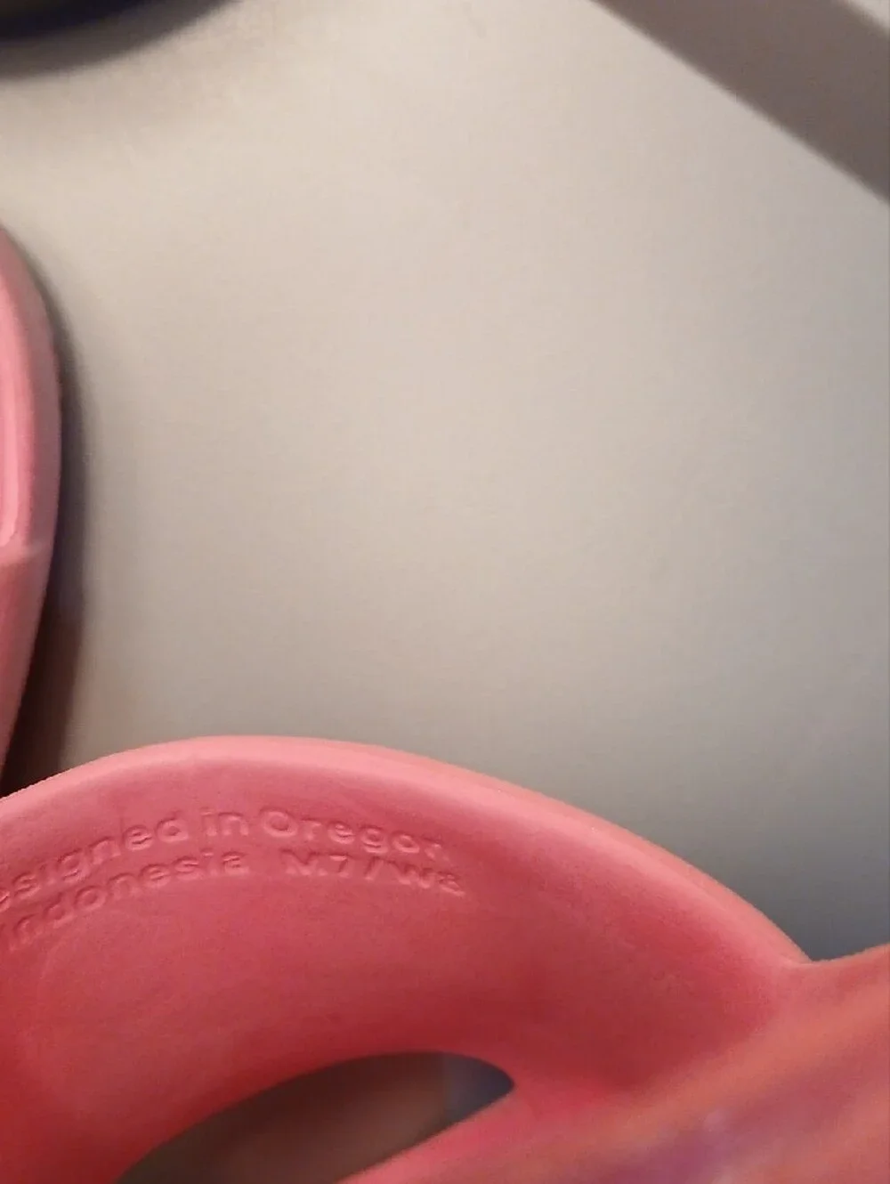 Nike easy slip